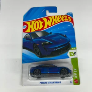 PORSCHE TAYCAN TURBO S
