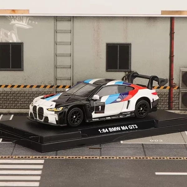 Scale 1 :64 CCA 007 BMW M4 GT3 With Acrylic Case - Image 4