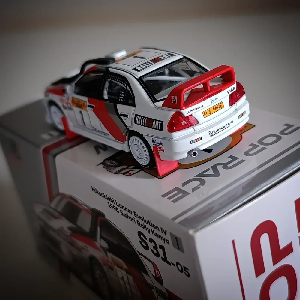 Mitsubishi Lancer Evolution IV 1998 Safari Rally Kenya #1, 1:64 Scale - Image 3